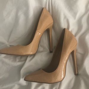 Women’s heels